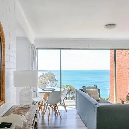 The Blue Whale - Sea View Apartment Eden Exterior photo