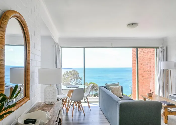 The Blue Whale - Sea View Apartment